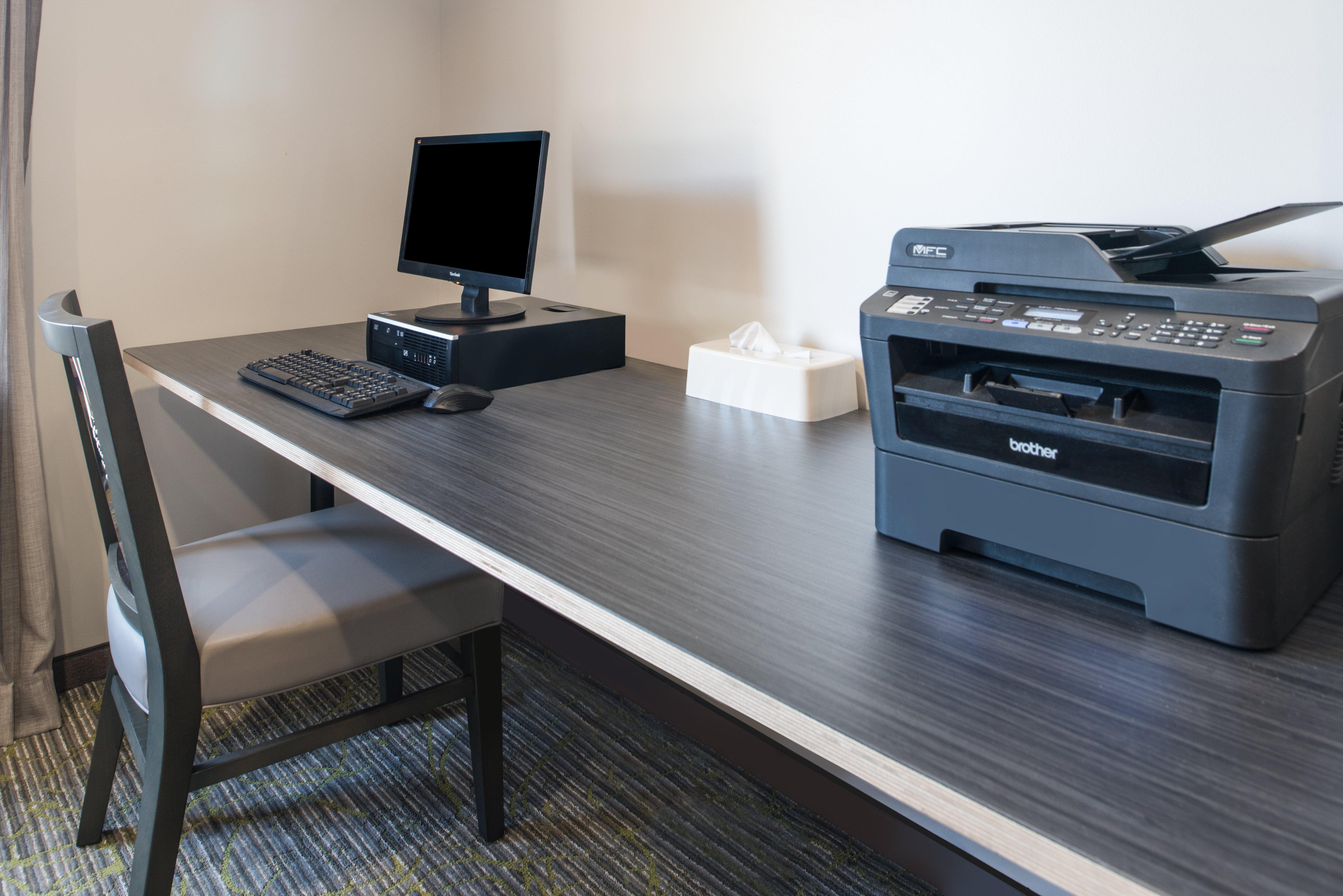 Holiday Inn Express Hotel & Suites Burlington By Ihg Extérieur photo